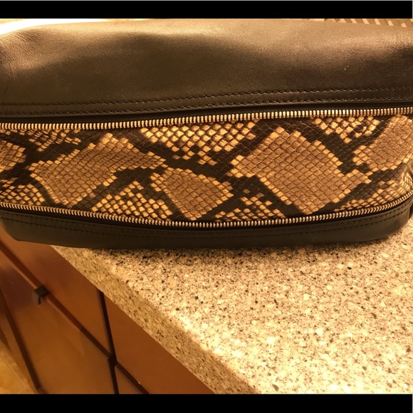 Michael Kors purse and wallet - Picture 3 of 8